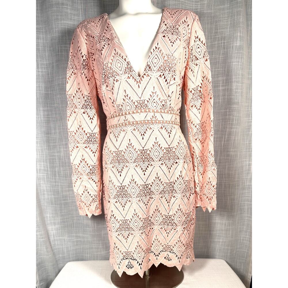 NWT Style Stalker Women’s Floral Mini Dress Size Small Pink Lace Crochet Fairy